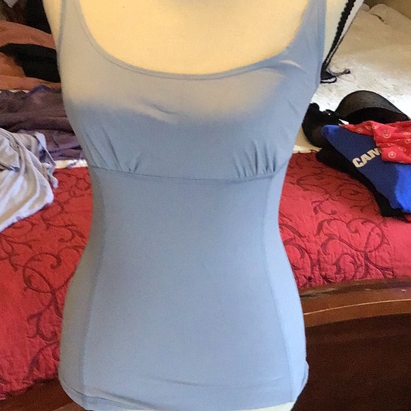 Top - Picture 4 of 12